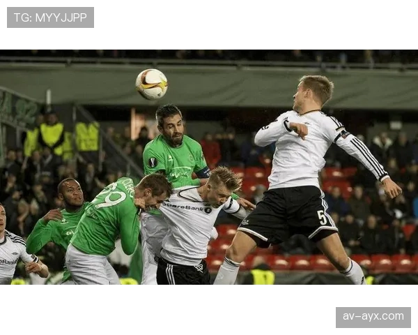 美因茨状态回升迎关键战,保级前景引发关注 美因茨状态回升迎关键战,保级前景引发关注