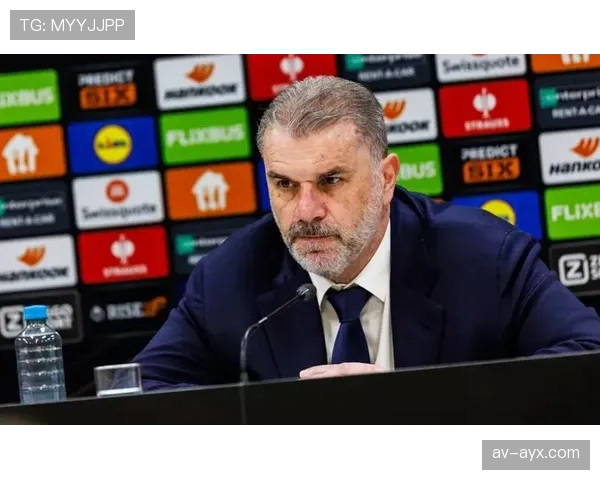 范德芬盛赞英超新星表现出色，未来发展备受期待