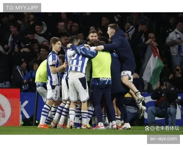 西甲上演惊天逆转，终场绝杀点燃全场激情