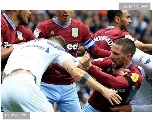 英超新赛季：琼斯重返圣徒，球队状态回暖迎头赶上冠军争夺战