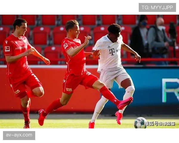 穆西亚拉 vs 穆勒：前场核心位置传承与战术角色差异